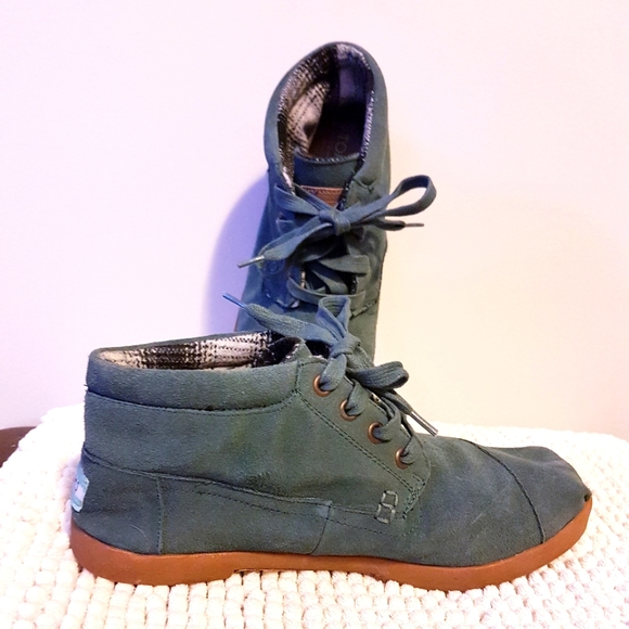 Toms lace up boots - Picture 4 of 8